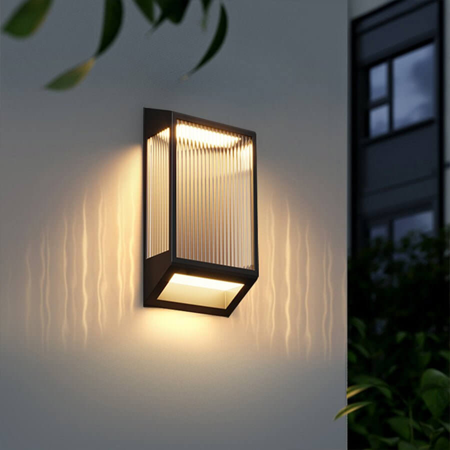 Stylish Vertical Ripped Acrylic LED Wall Lamp Waterproof & Modern Wall Lighting - Lamp Outdoor