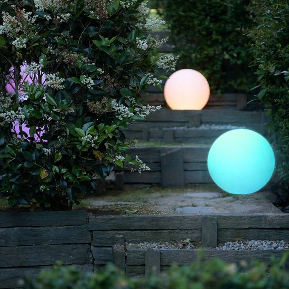 Aria Minimalist Globe LED Outdoor Light Resin - Lamp Outdoor