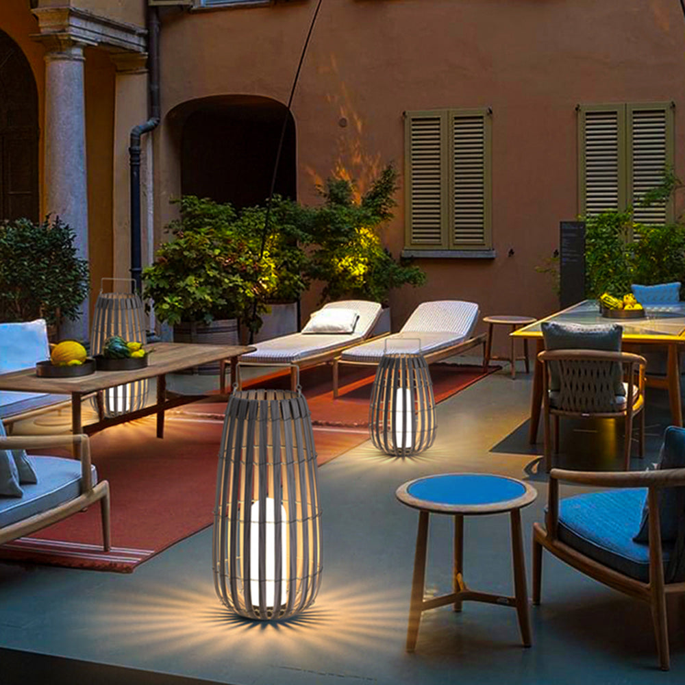 Ritta Retro Lantern Solar Rechargeable Outdoor Floor Lamp - Lamp Outdoor