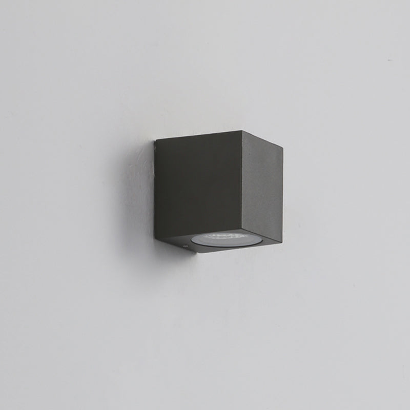 Tavon Minimalist Metal Square Outdoor Wall Lamp, Black - Lamp Outdoor
