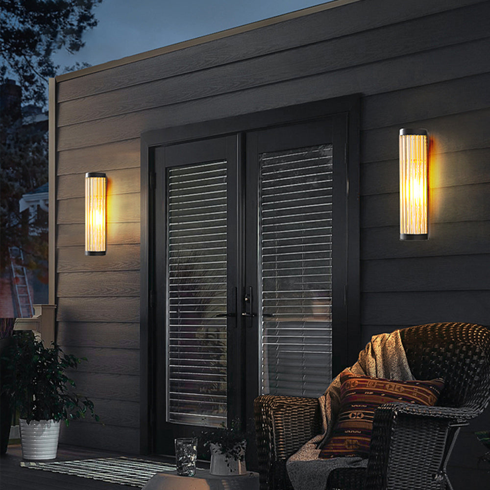 Yoru Modern Semi-Cylindrical Metal/Glass Outdoor Wall Lamp, Black - Lamp Outdoor