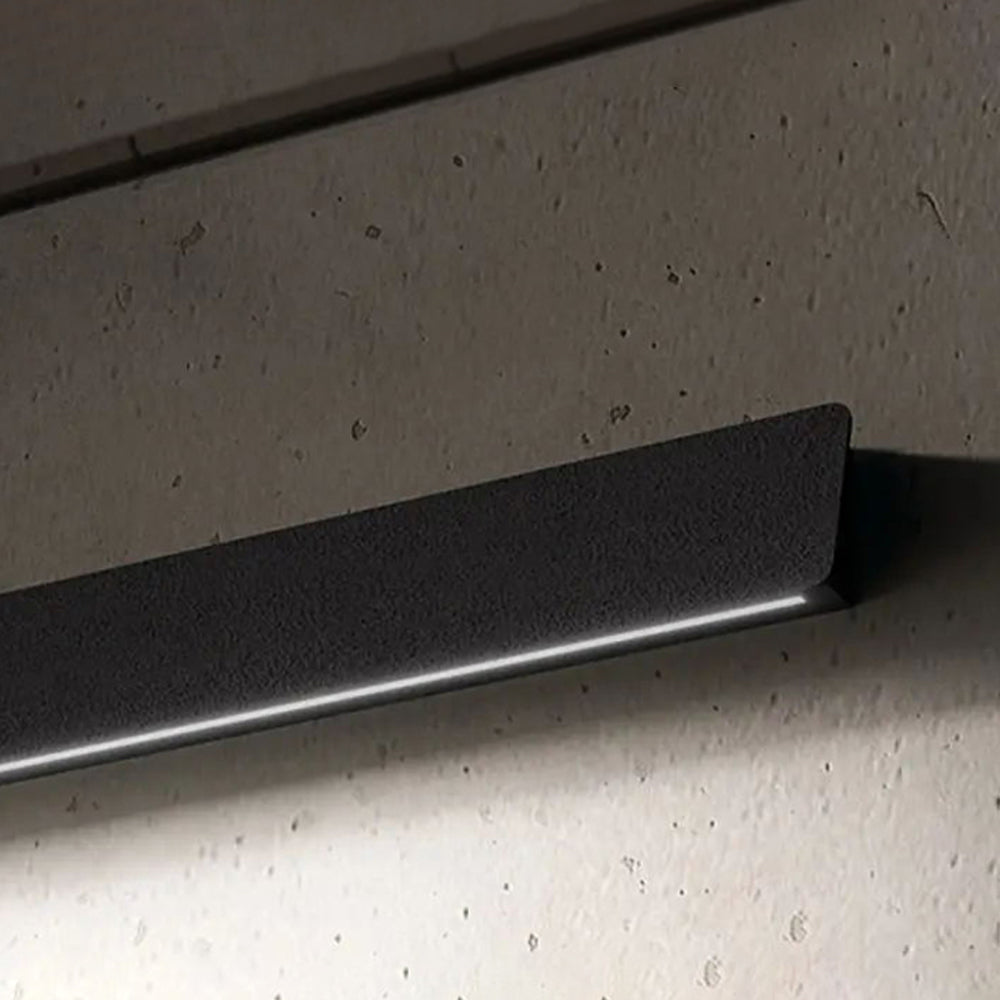 Ray Industrial Linear Metal Outdoor Wall Lamp - Lamp Outdoor