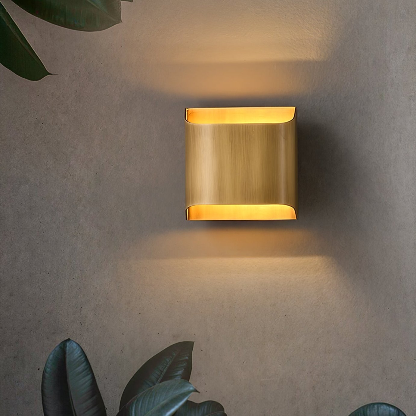 Leclerc Brass Wall Lamp - Lamp Outdoor