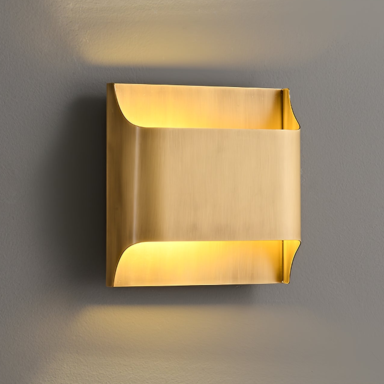 Leclerc Brass Wall Lamp - Lamp Outdoor