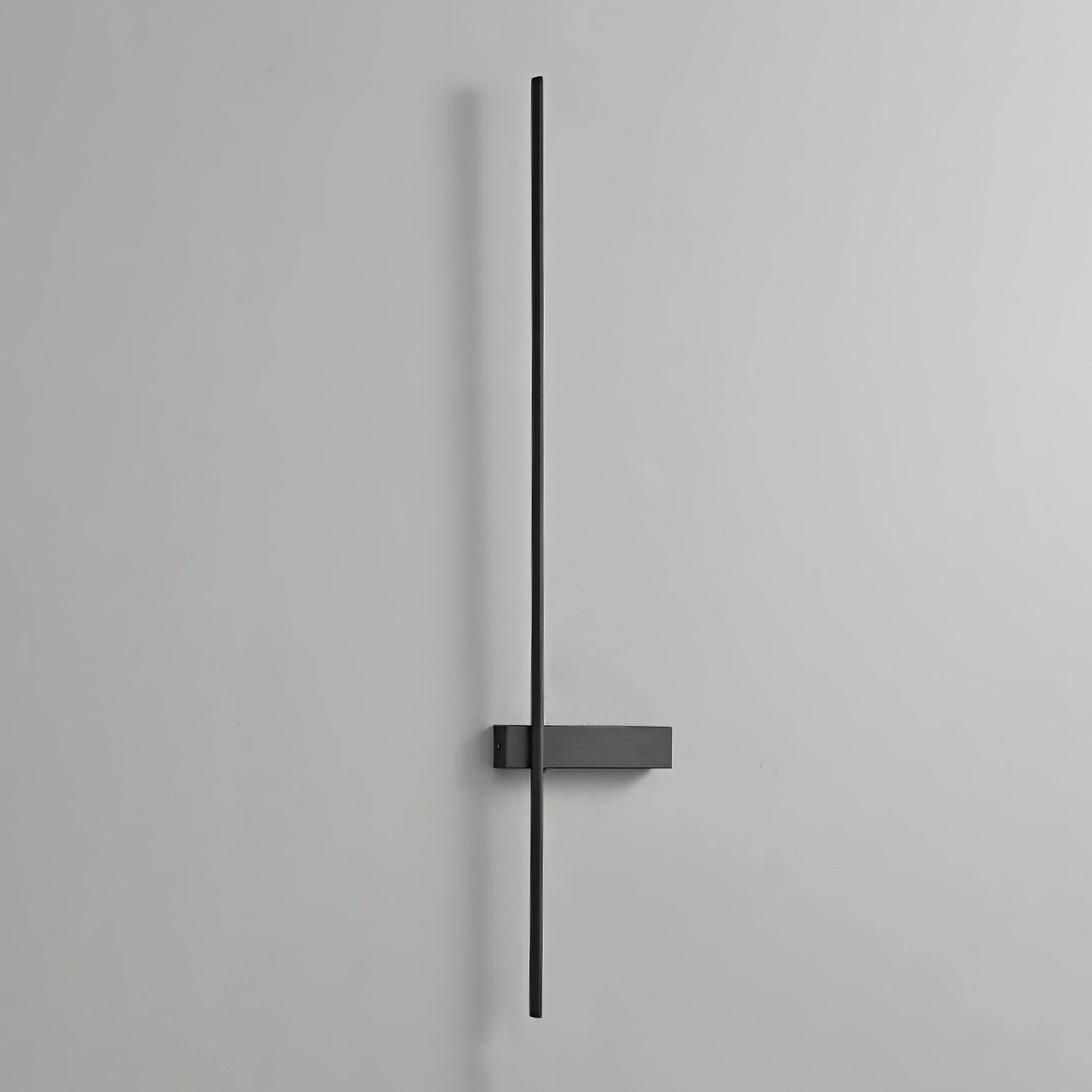 Adeline Linear Sconce - Lamp Outdoor