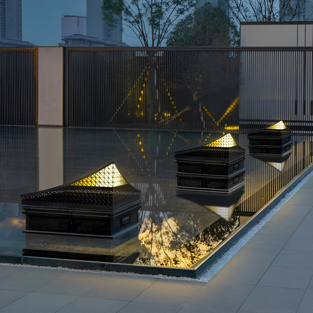 Industrial Solar Garden Light with Elegant Mesh Design - Lamp Outdoor