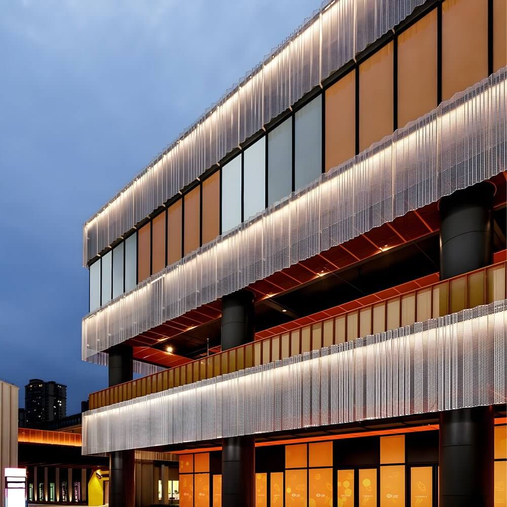 39.3-Inch Long 24V Linear LED Wall Washer - Lamp Outdoor