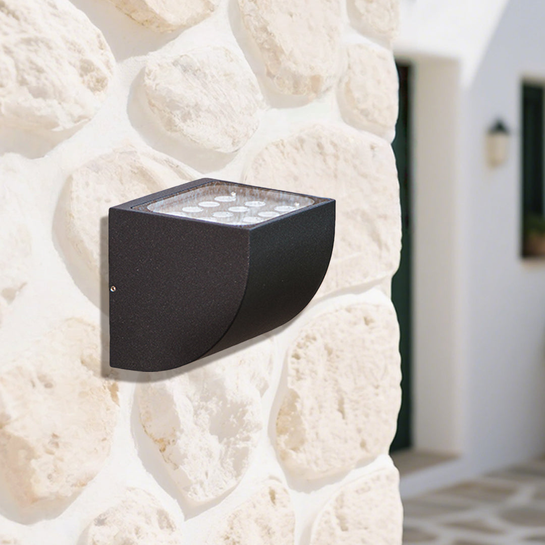 Industrial Outdoor Wall Light Minimalist Style - Lamp Outdoor