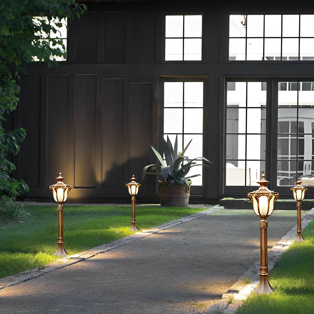 Traditional European-Style LED Outdoor Pathway Lamp Post - Durable & Waterproof - Lamp Outdoor