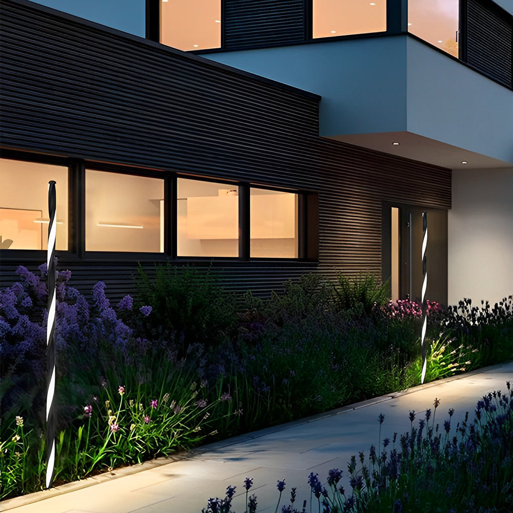 Linear Black LED Solar Powered Path Lamp Minimalist Outdoor Lighting - Lamp Outdoor