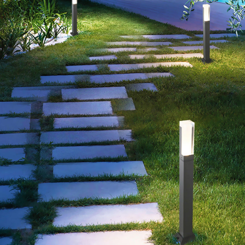 Lumen Aluminum Modern Landscape Light - Lamp Outdoor