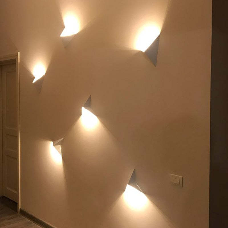 Calno Metal Modern LED Wall lamps for Bedroom, Triangle - Lamp Outdoor