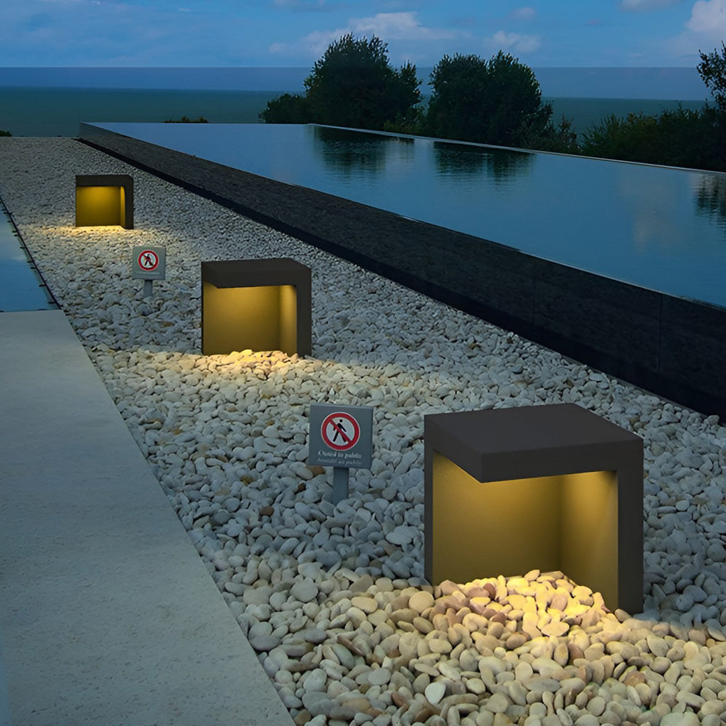 Half-Cut Rectangular Fixture Modern Outdoor Path Light in Gray, LED 4.5W, IP54 Waterproof - Lamp Outdoor