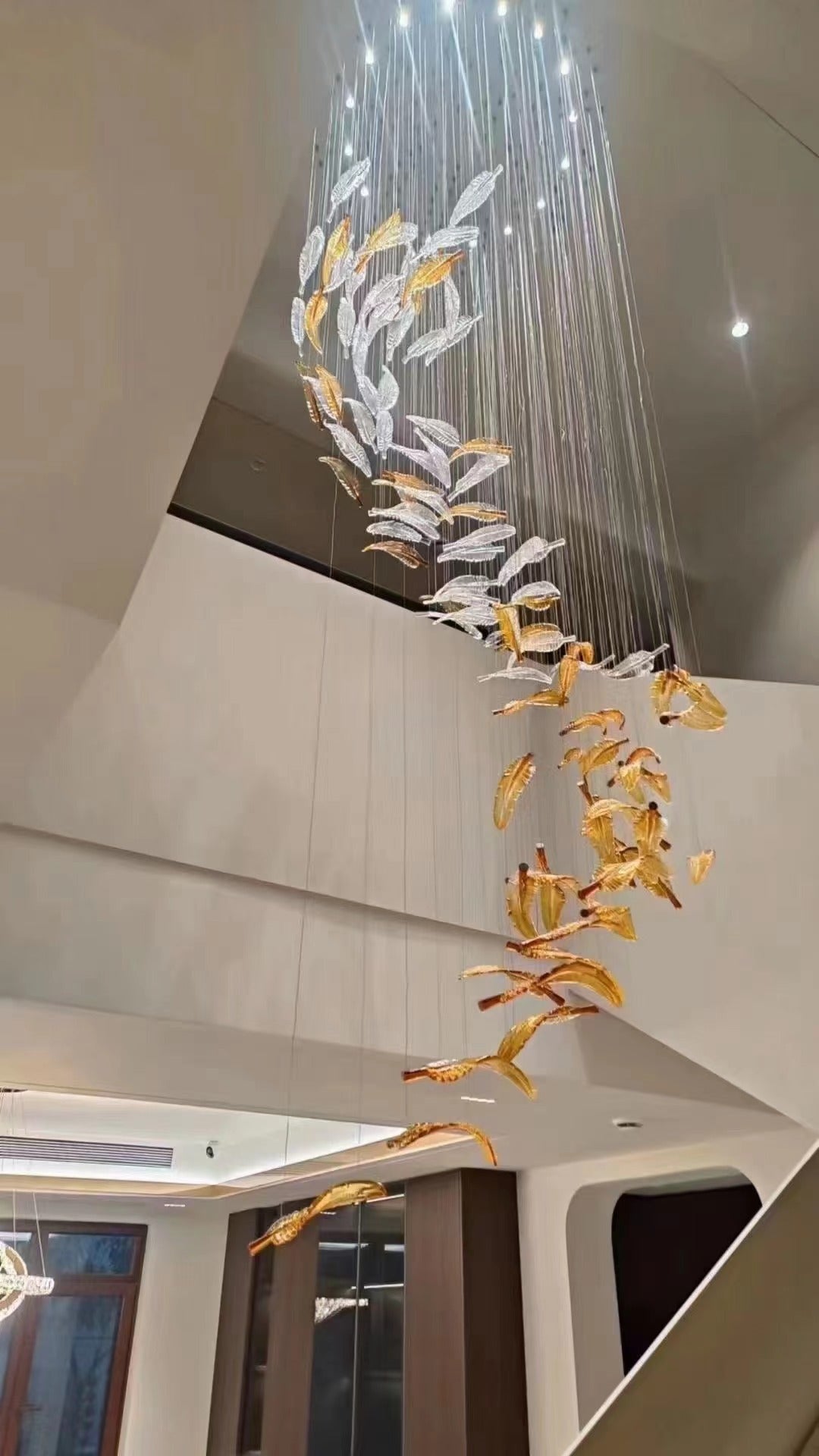 Aetherial Glass Leaf Chandelier - Lamp Outdoor