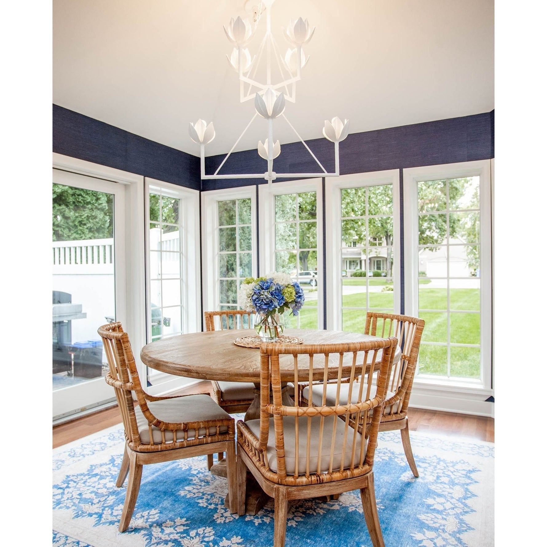Ulmaris Floral Metal Chandelier - Lamp Outdoor