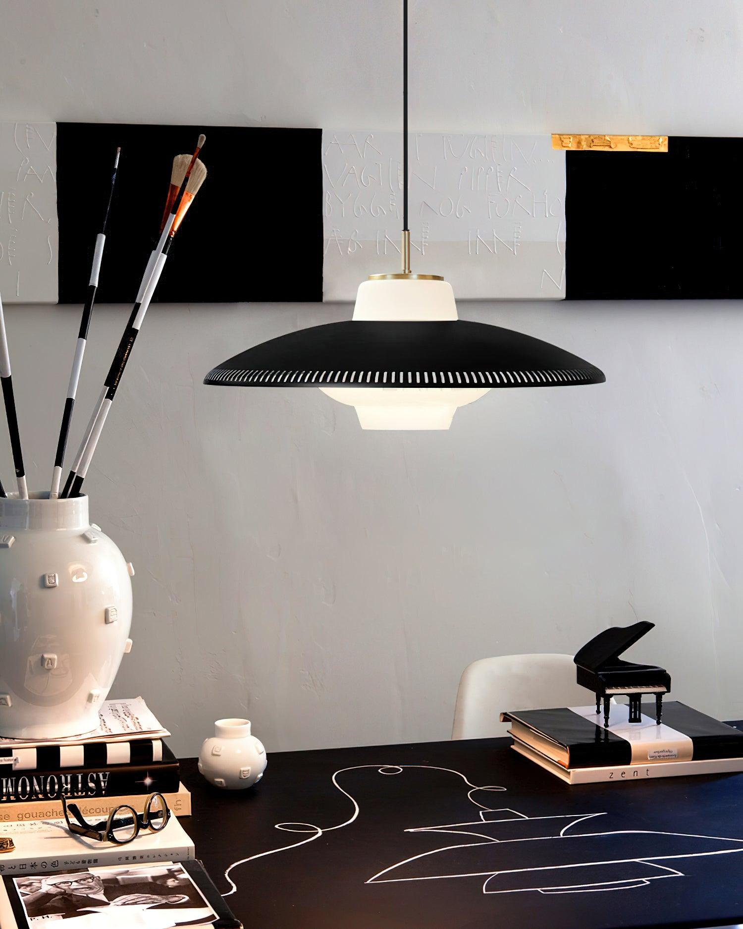 Alien Frisbee Pendant Lamp - Lamp Outdoor