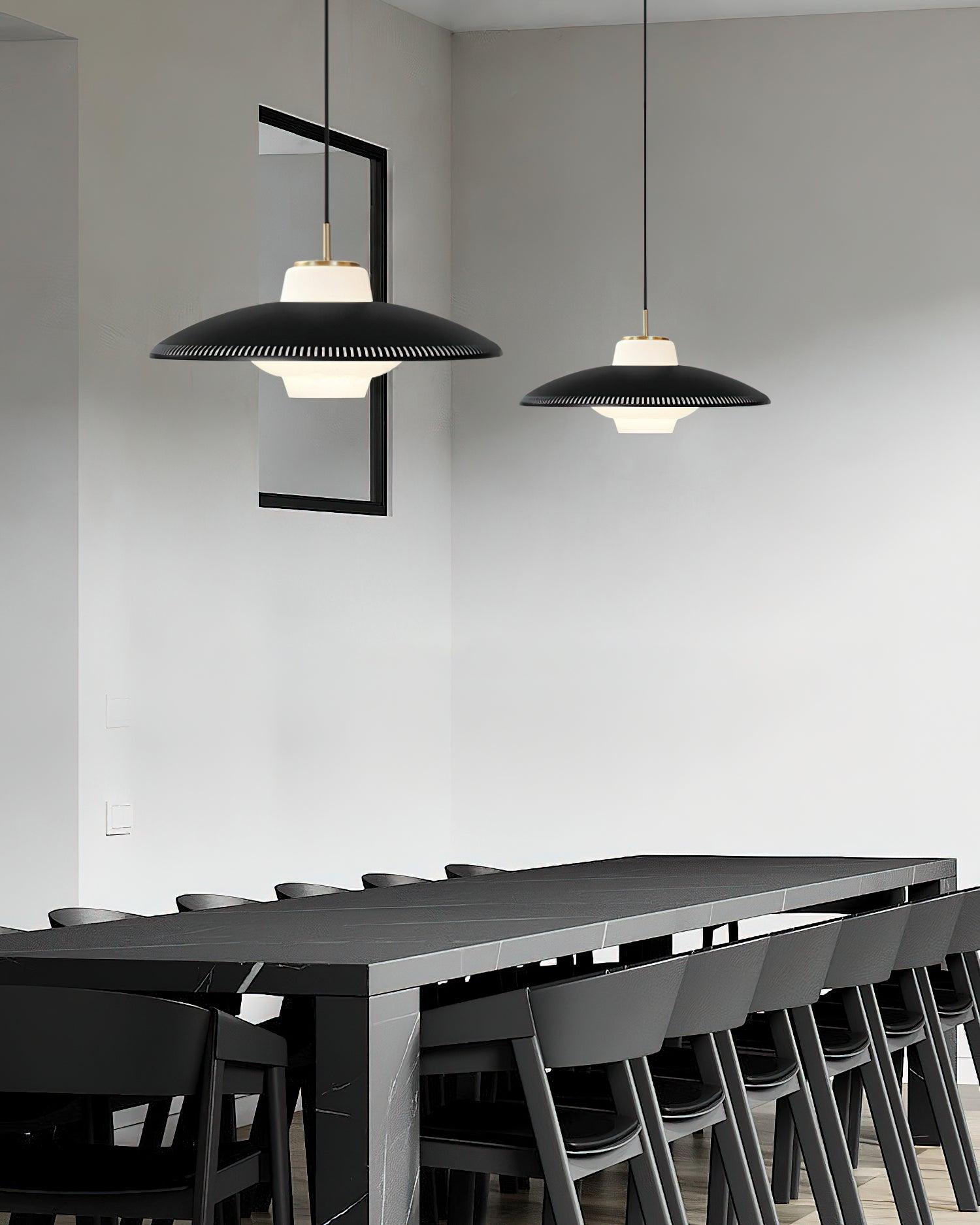Alien Frisbee Pendant Lamp - Lamp Outdoor