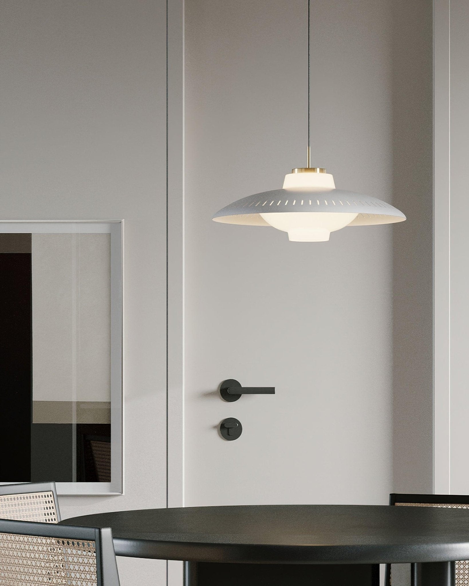 Alien Frisbee Pendant Lamp - Lamp Outdoor