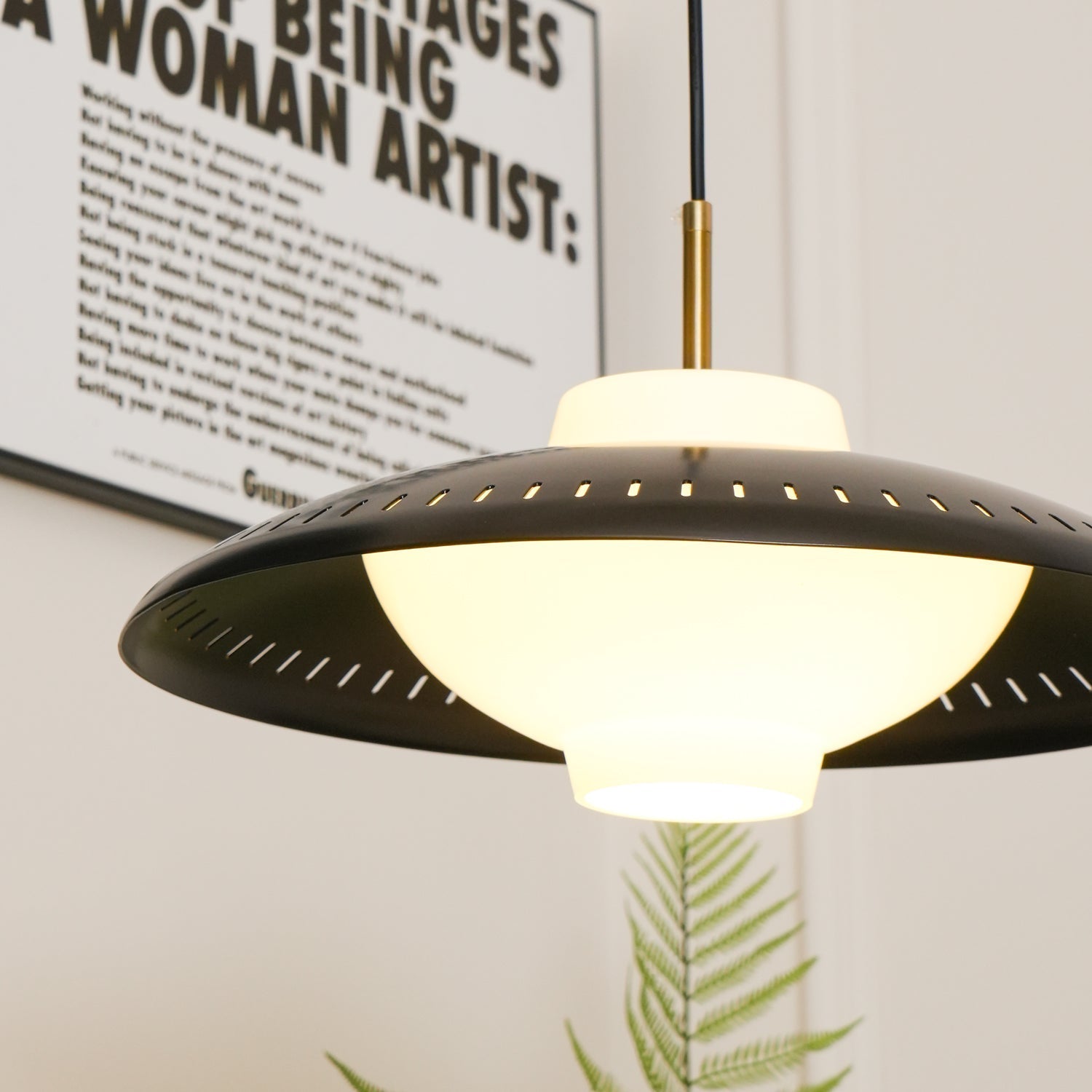 Alien Frisbee Pendant Lamp - Lamp Outdoor