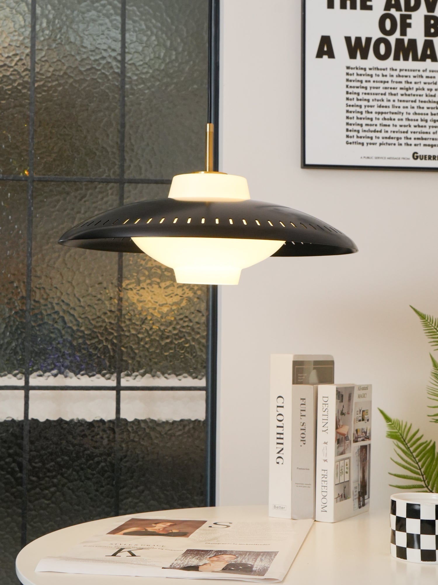 Alien Frisbee Pendant Lamp - Lamp Outdoor