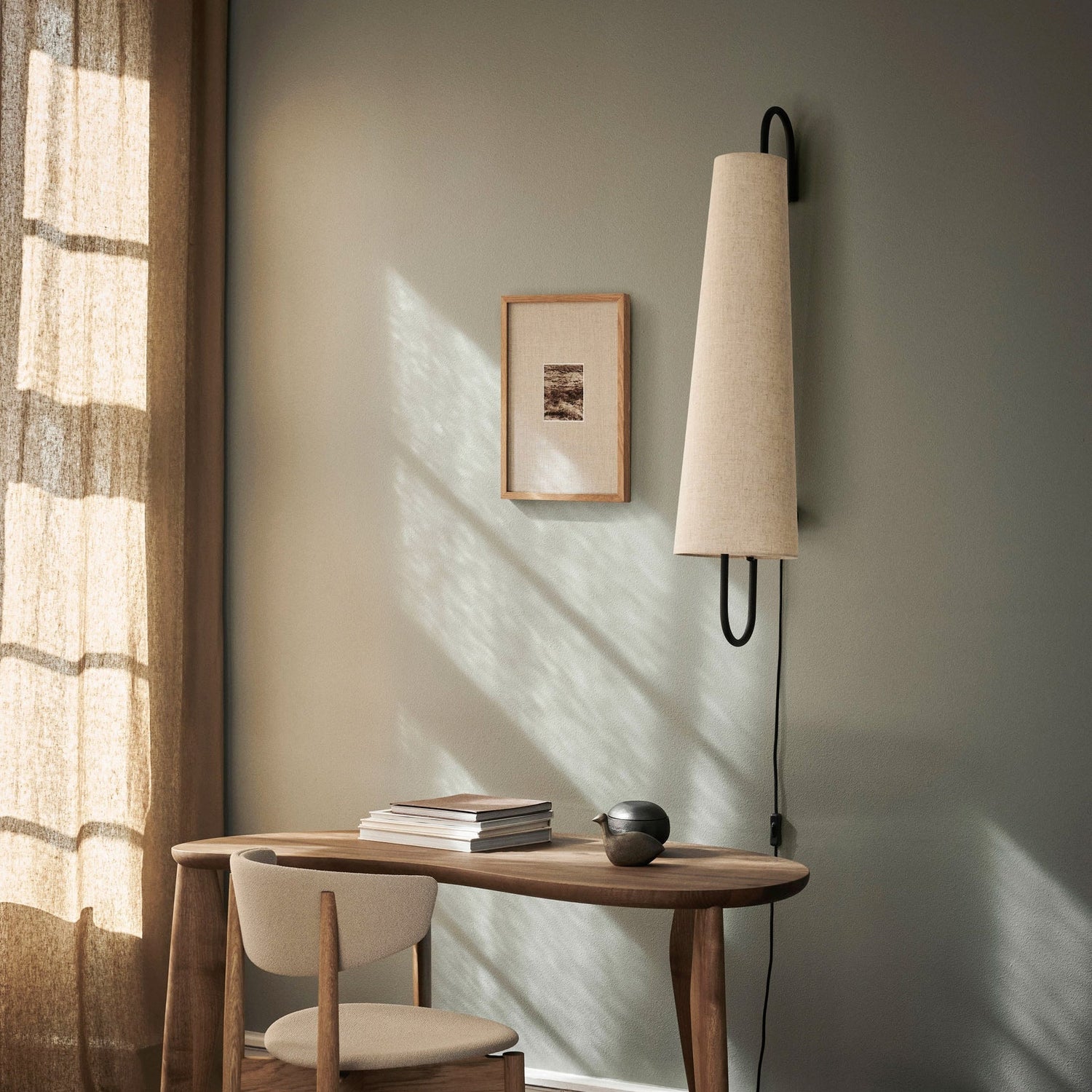 Ancora Modern Fabric Wall Light