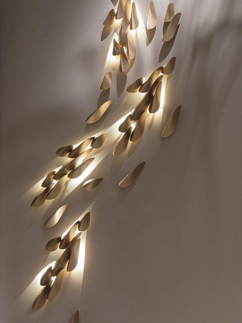 Avynis Abstract Brass Wall Light - Lamp Outdoor