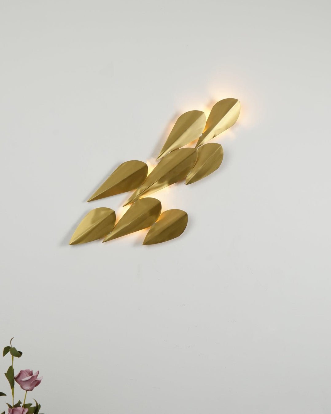 Avynis Abstract Brass Wall Light - Lamp Outdoor