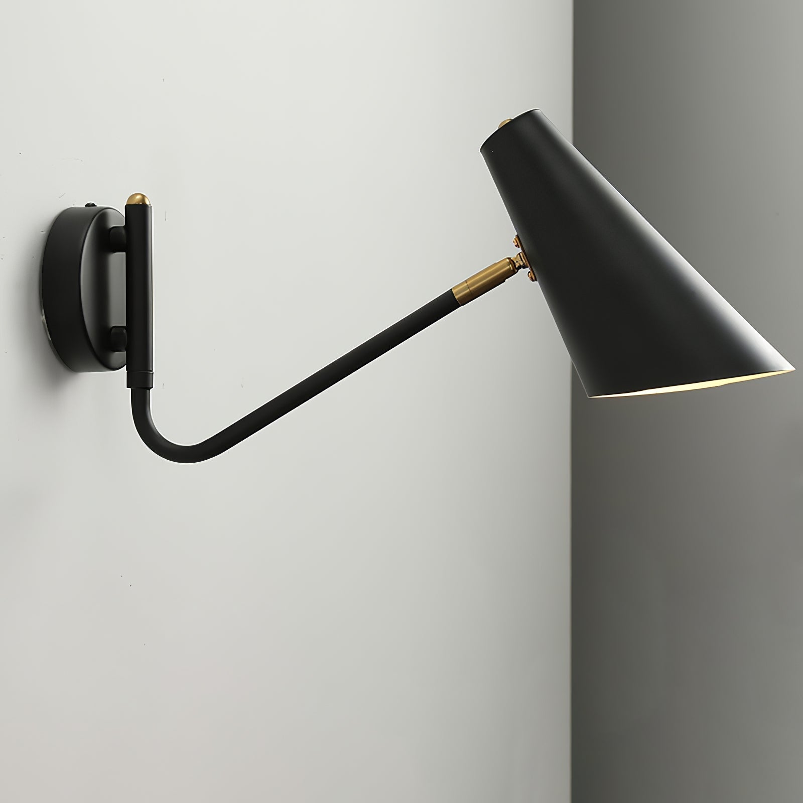 Apex Wall Sconce - Lamp Outdoor