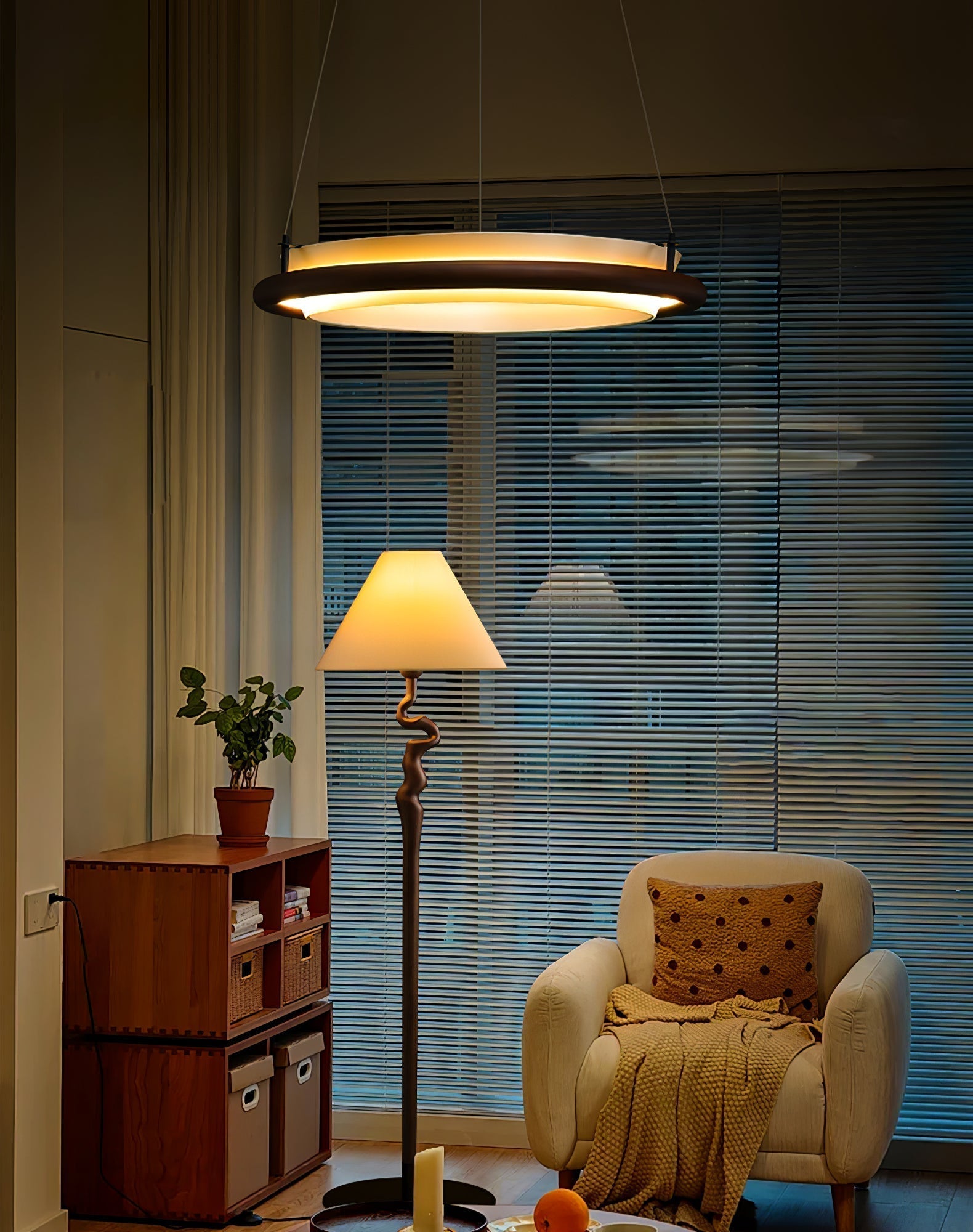 Olvelila Circular Metal Pendant Light - Lamp Outdoor