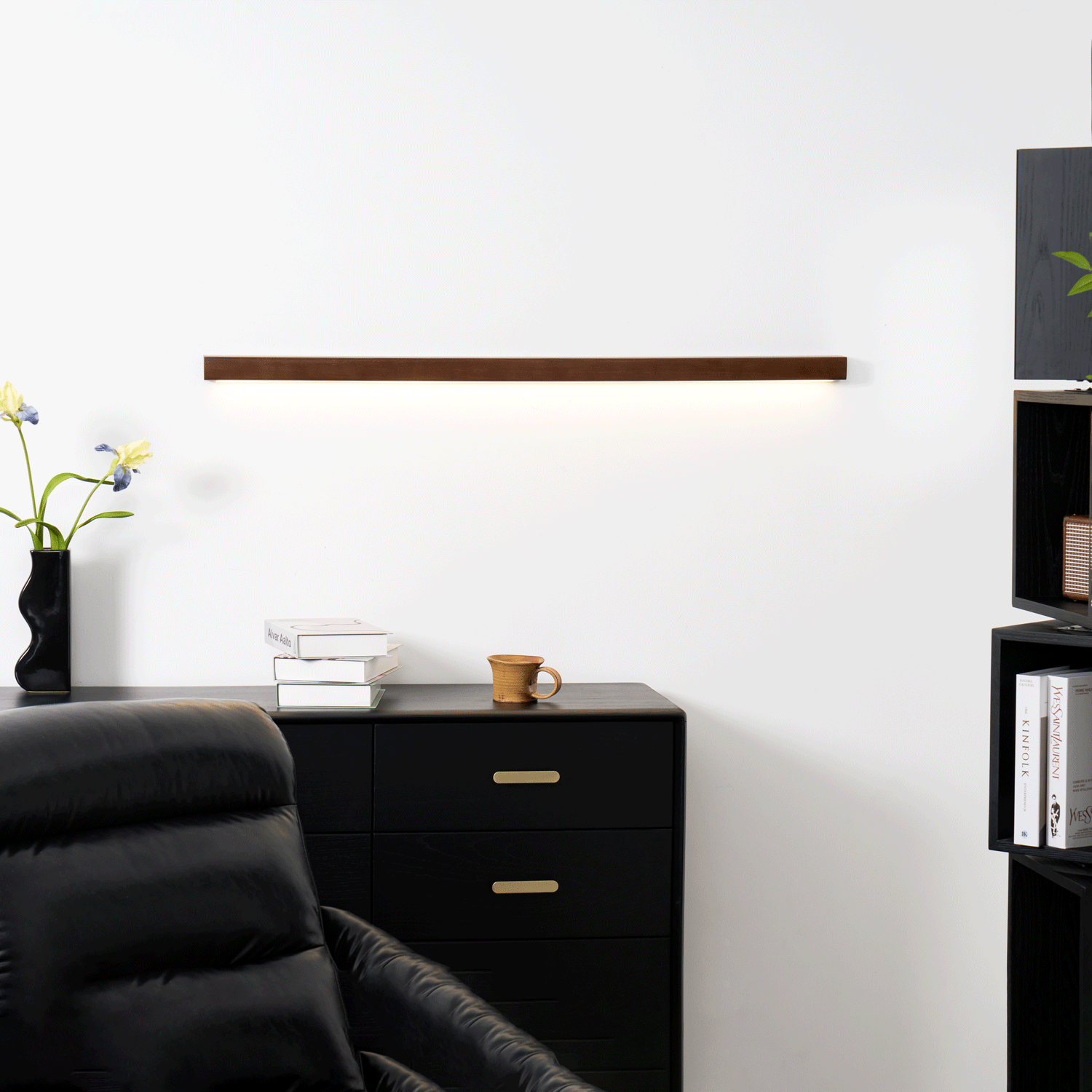Arlo Linear Wood Wall Light - Lamp Outdoor