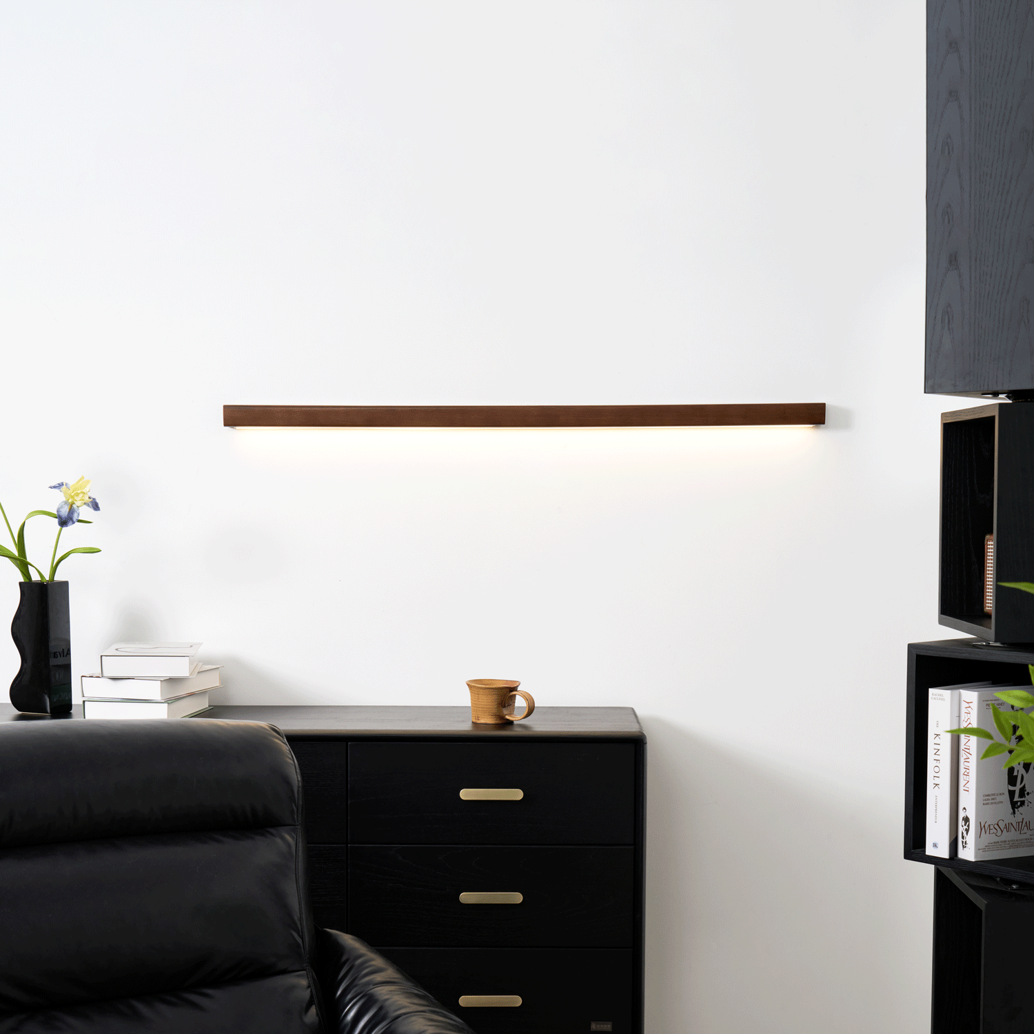 Arlo Linear Wood Wall Light - Lamp Outdoor