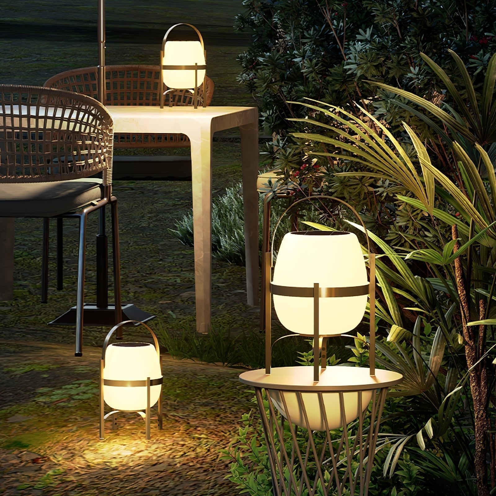 Auren Lantern Outdoor Lamp - Lamp Outdoor