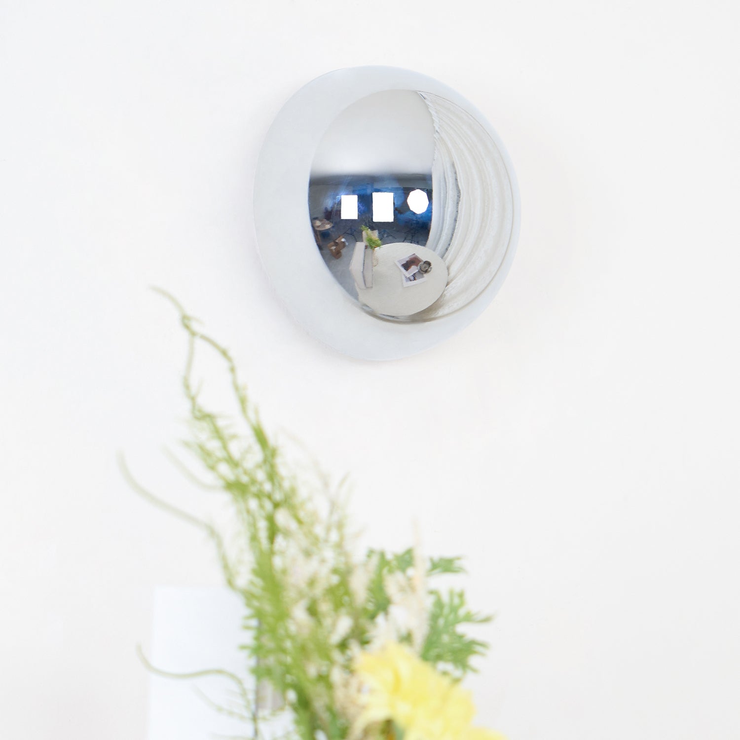 Aurum Sphere Wall Sconce - Lamp Outdoor