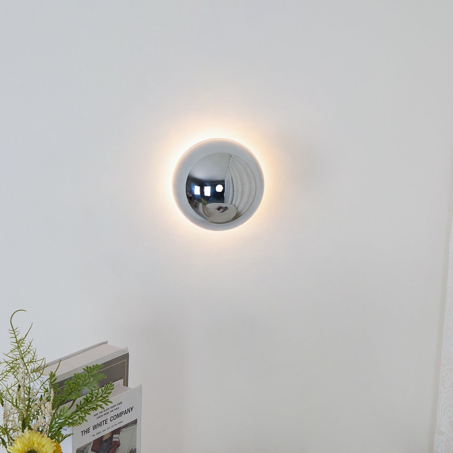 Aurum Sphere Wall Sconce - Lamp Outdoor