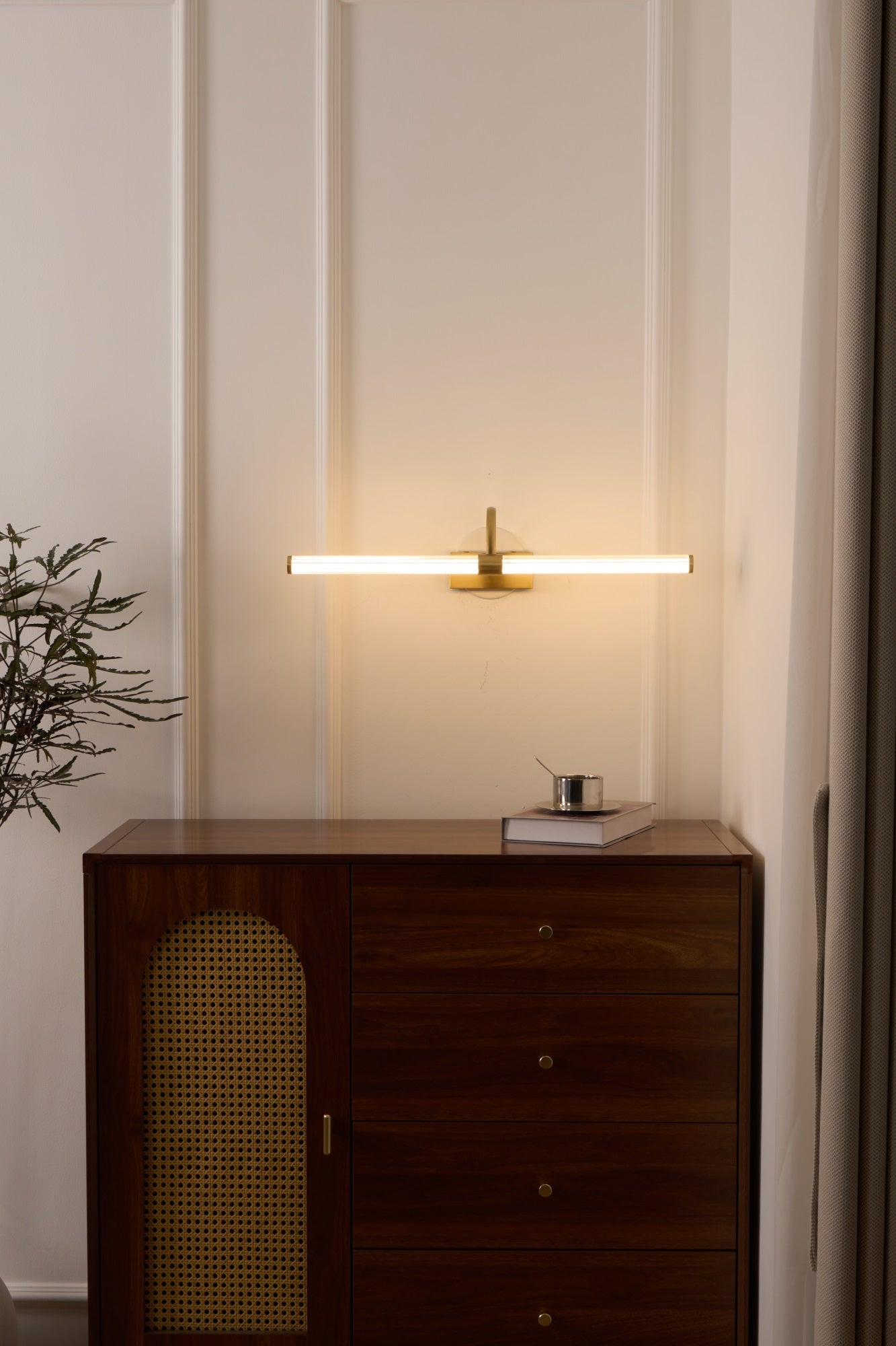 Avery Wall Light - Lamp Outdoor