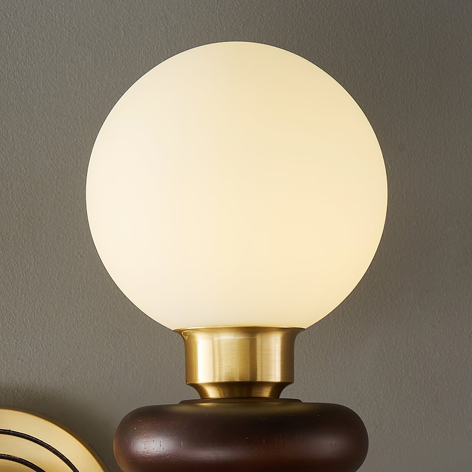Bellevue Wall Lamp - Lamp Outdoor