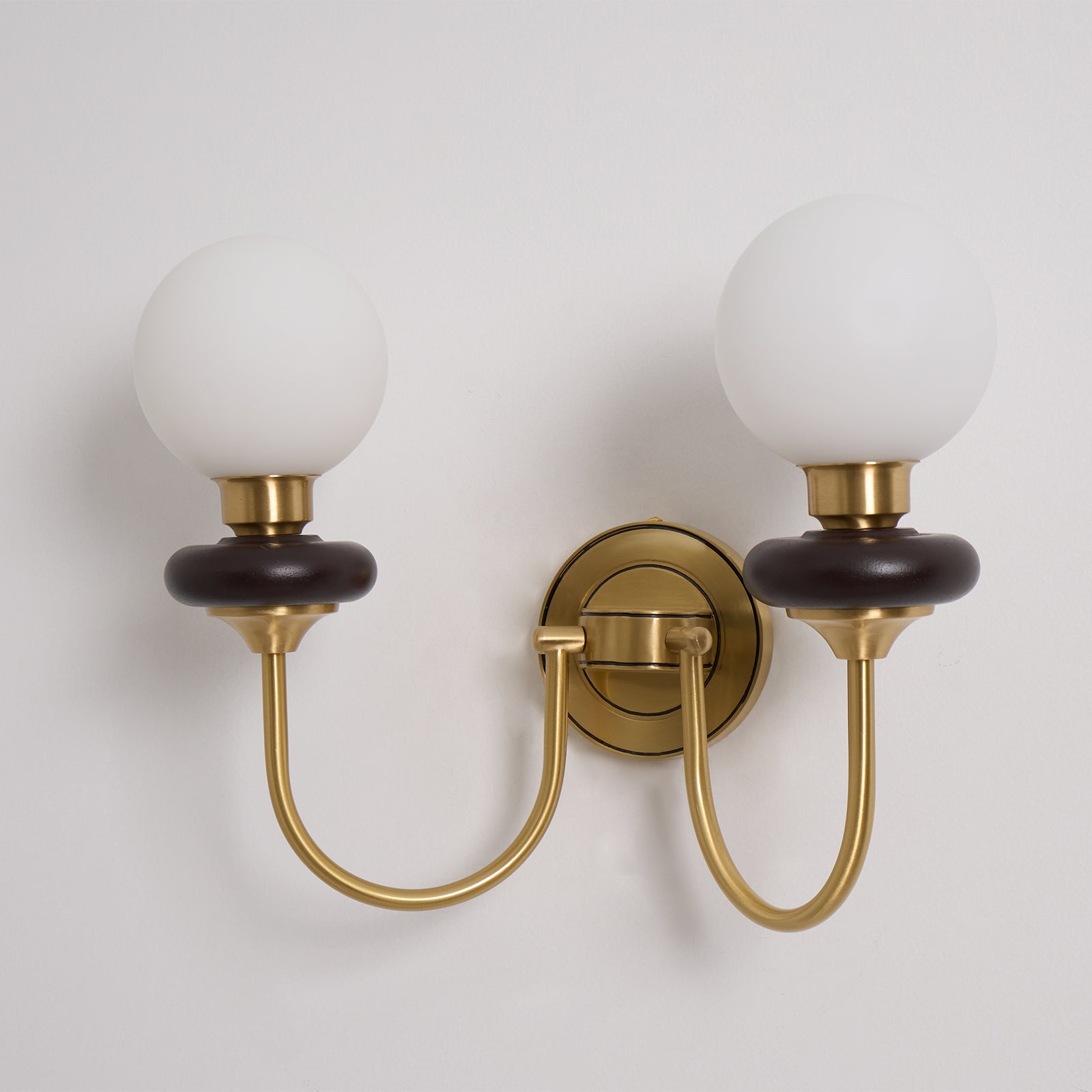 Bellevue Wall Lamp - Lamp Outdoor