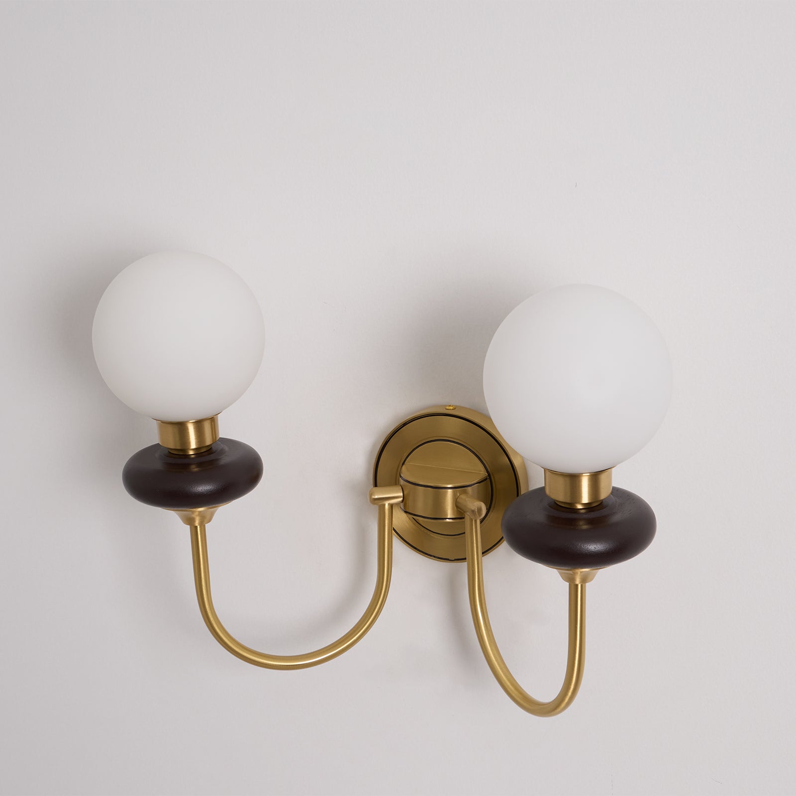 Bellevue Wall Lamp - Lamp Outdoor