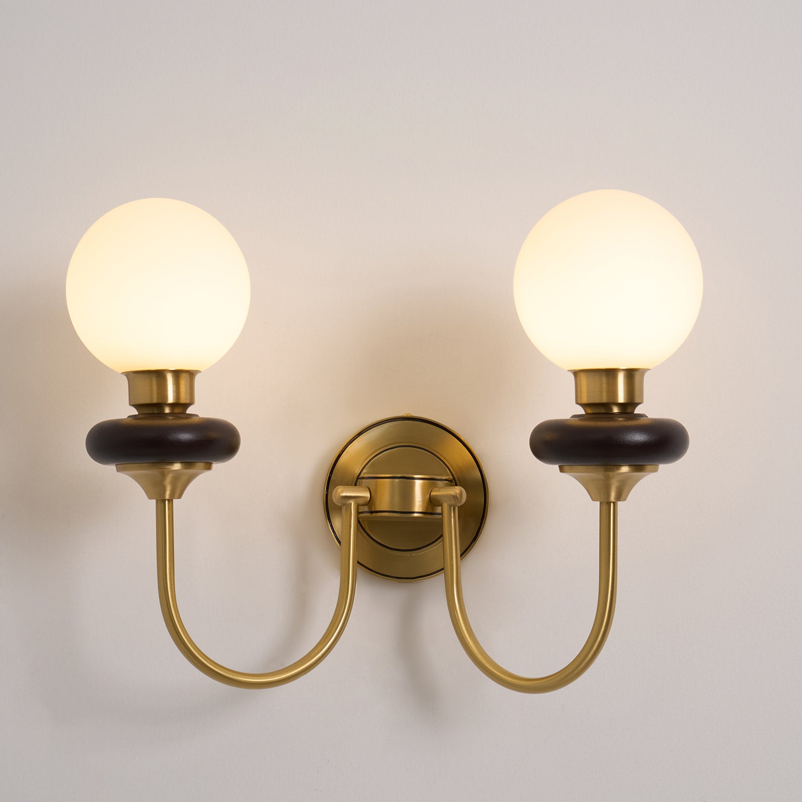 Bellevue Wall Lamp - Lamp Outdoor