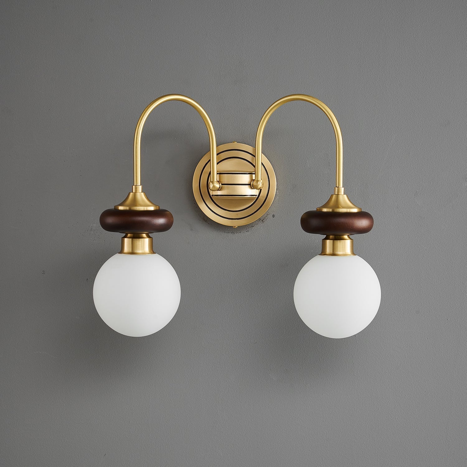 Bellevue Wall Lamp - Lamp Outdoor