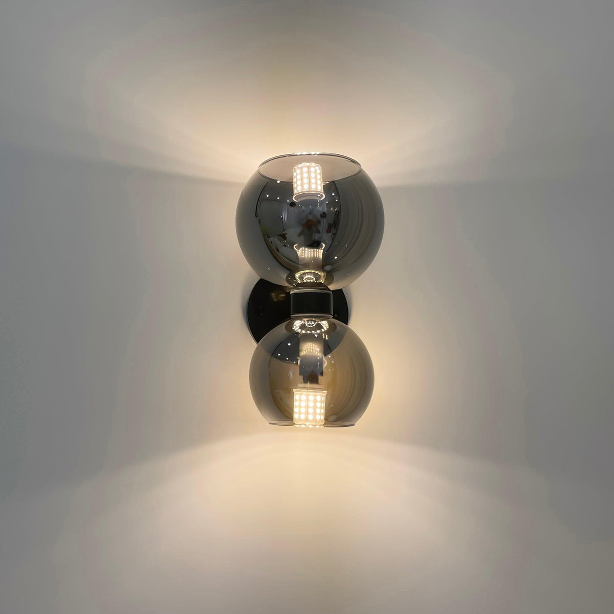 Round Pearl Sconce - Lamp Outdoor