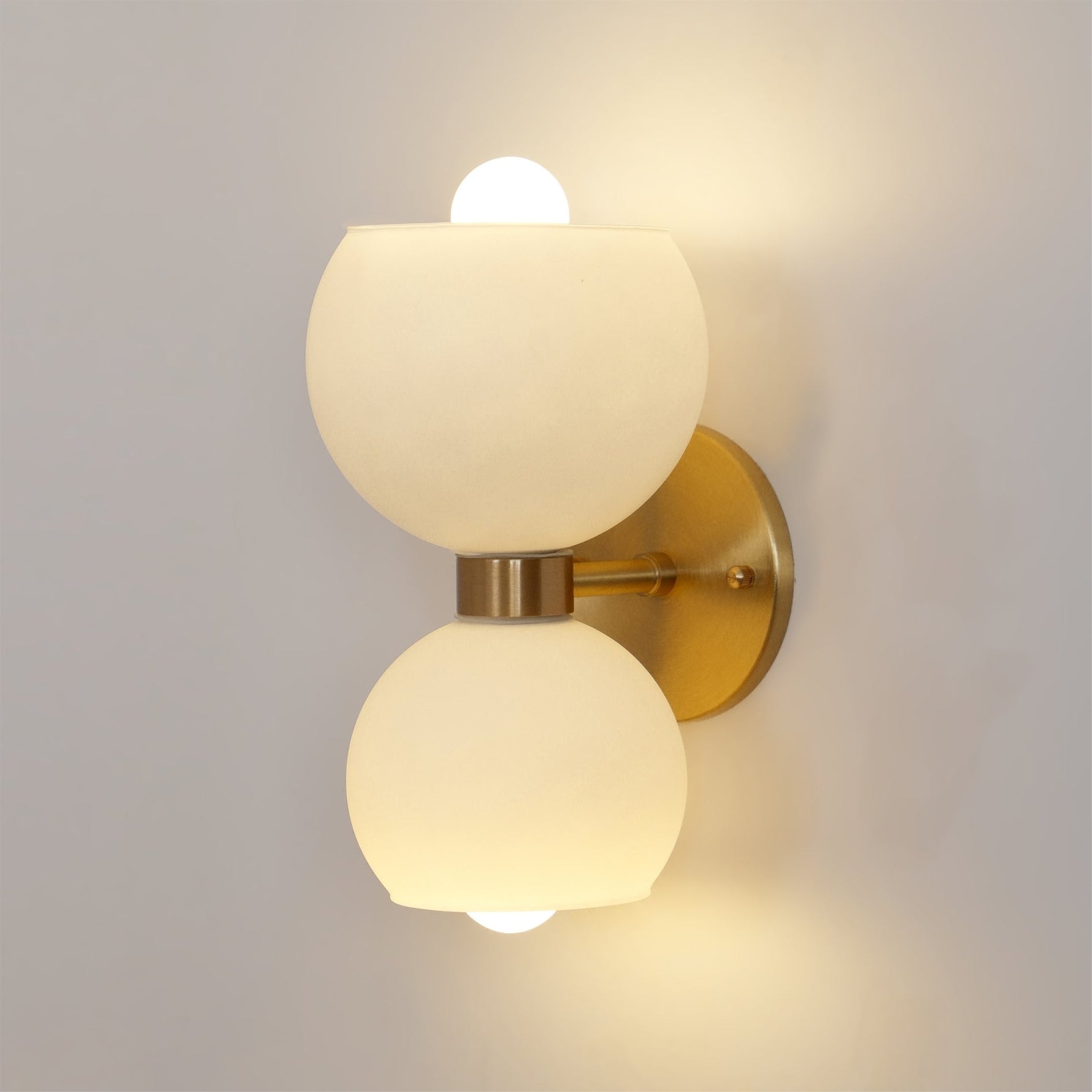 Round Pearl Sconce - Lamp Outdoor