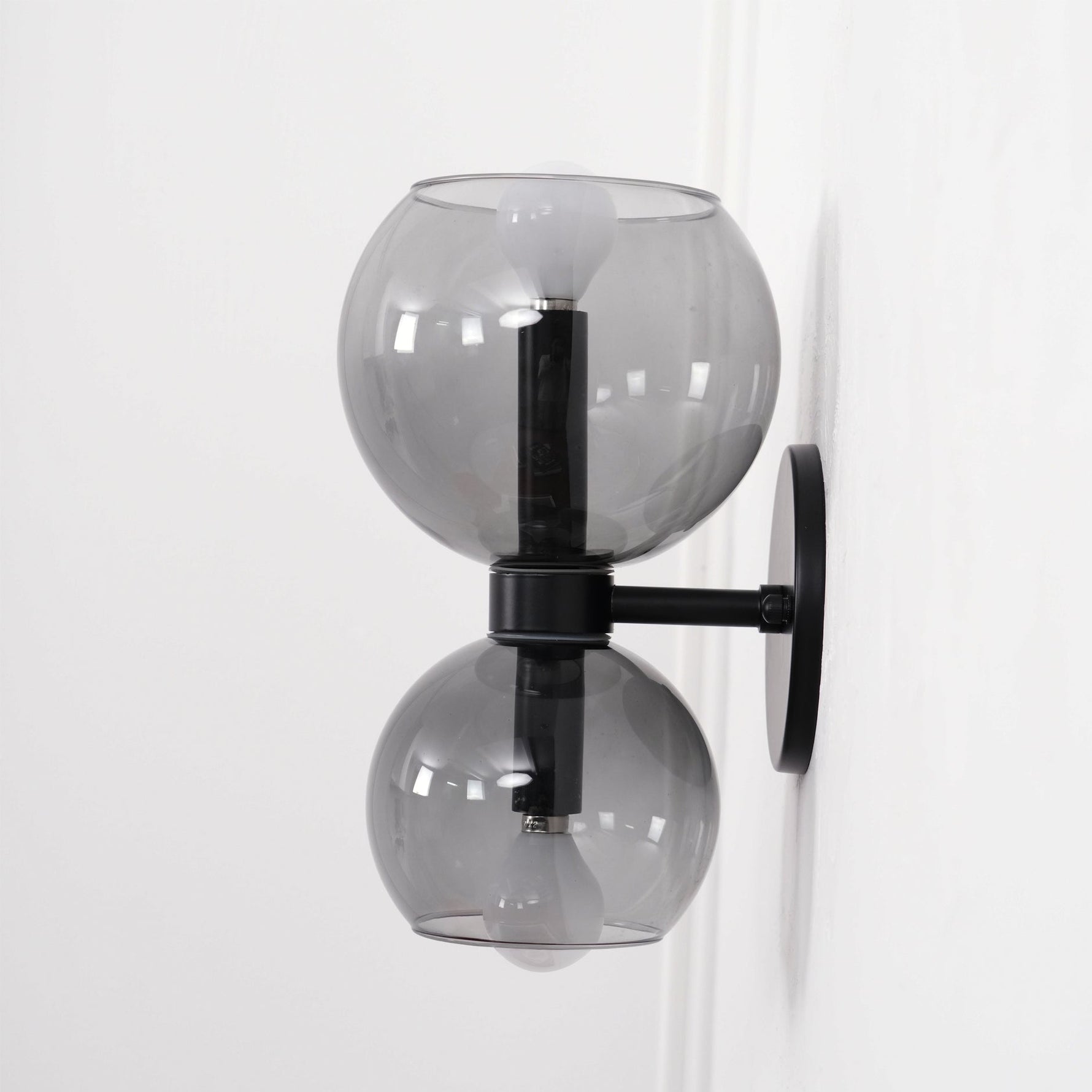 Round Pearl Sconce - Lamp Outdoor