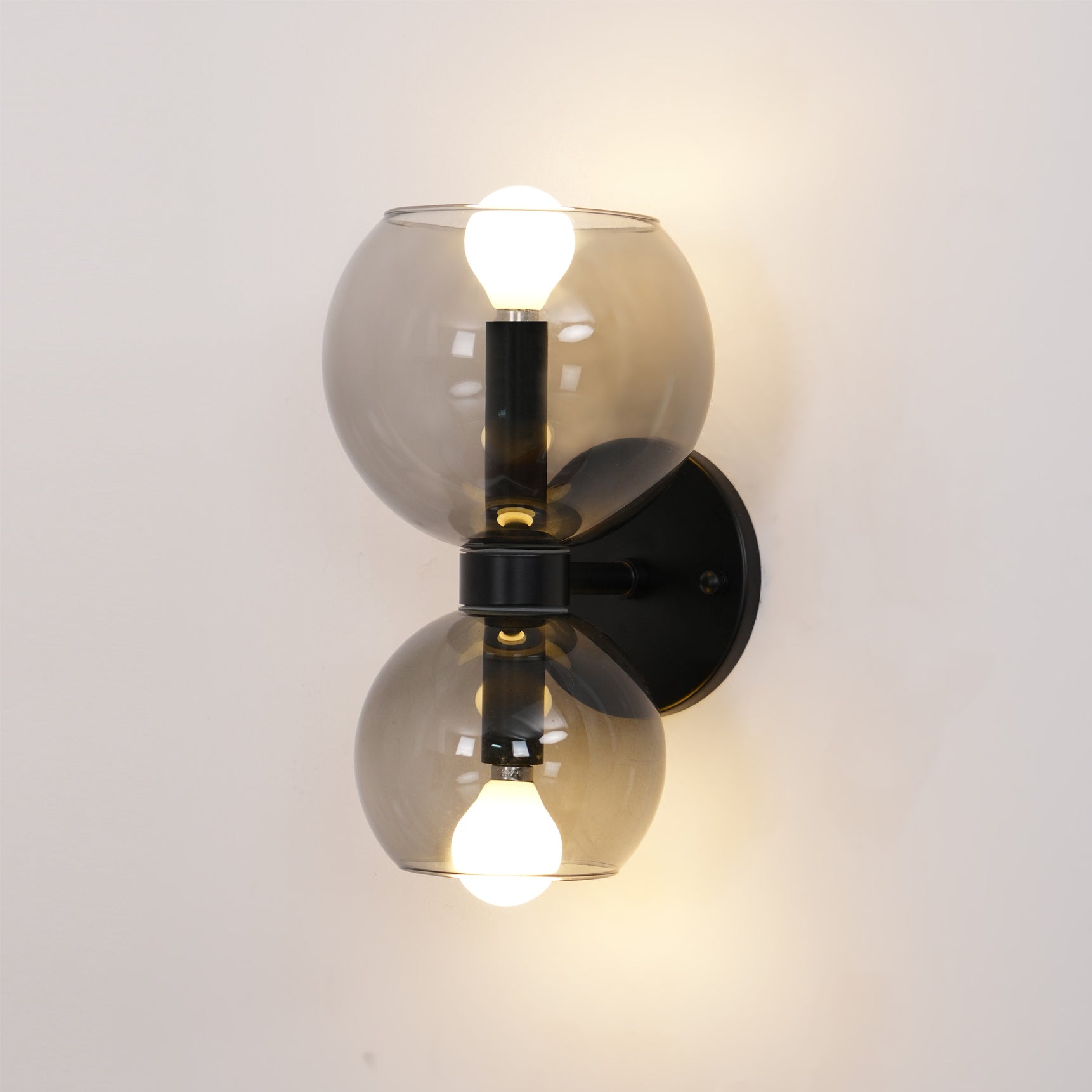 Round Pearl Sconce - Lamp Outdoor