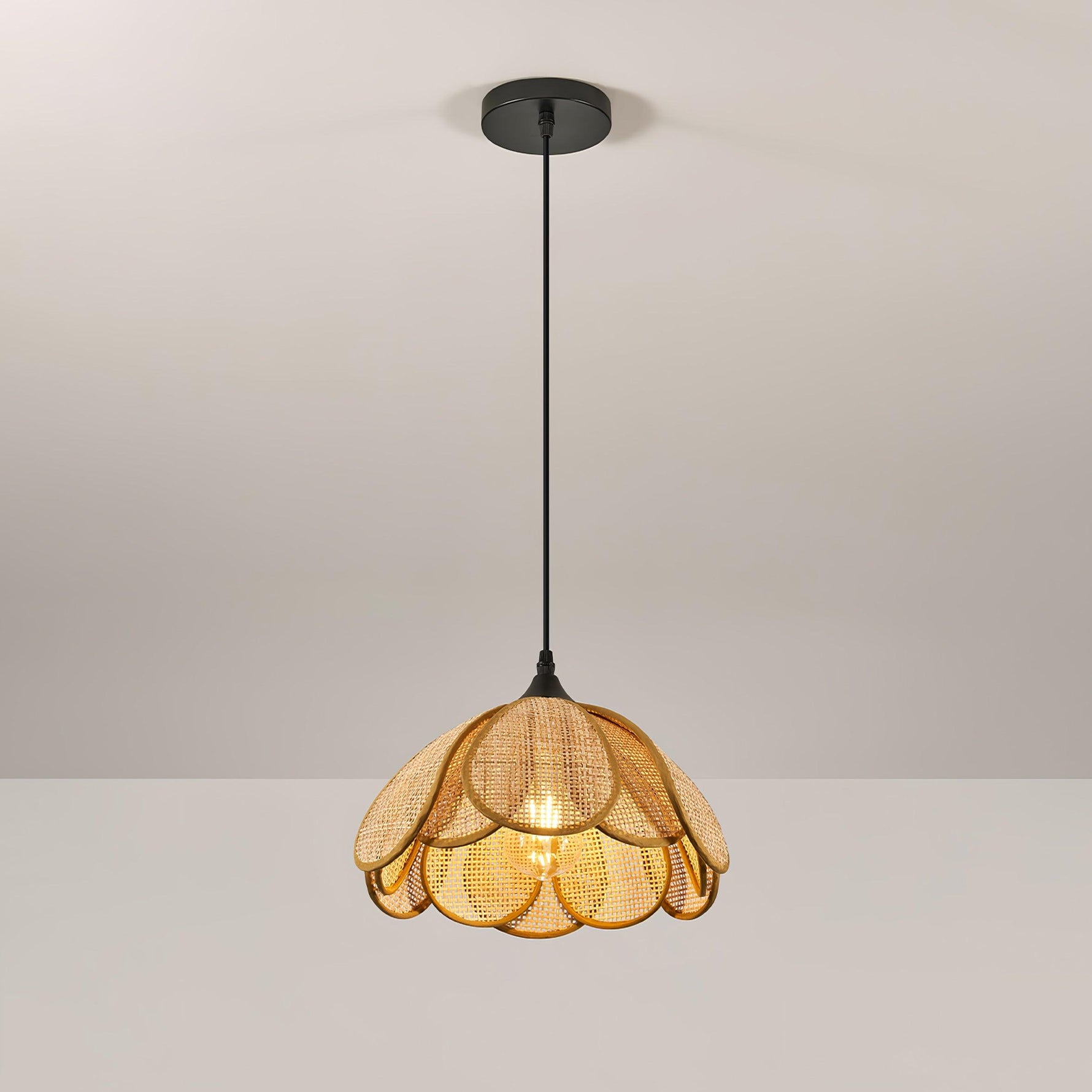 Bloom Rattan Pendant Lamp - Lamp Outdoor