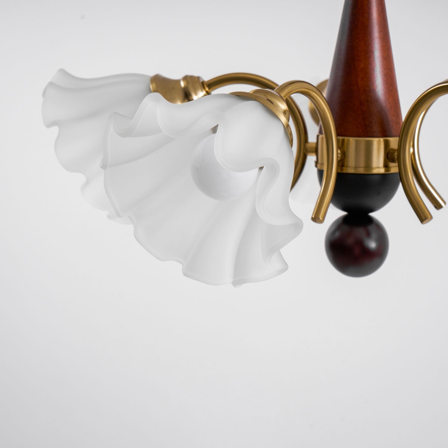 Bloomcrest Chandelier - Lamp Outdoor