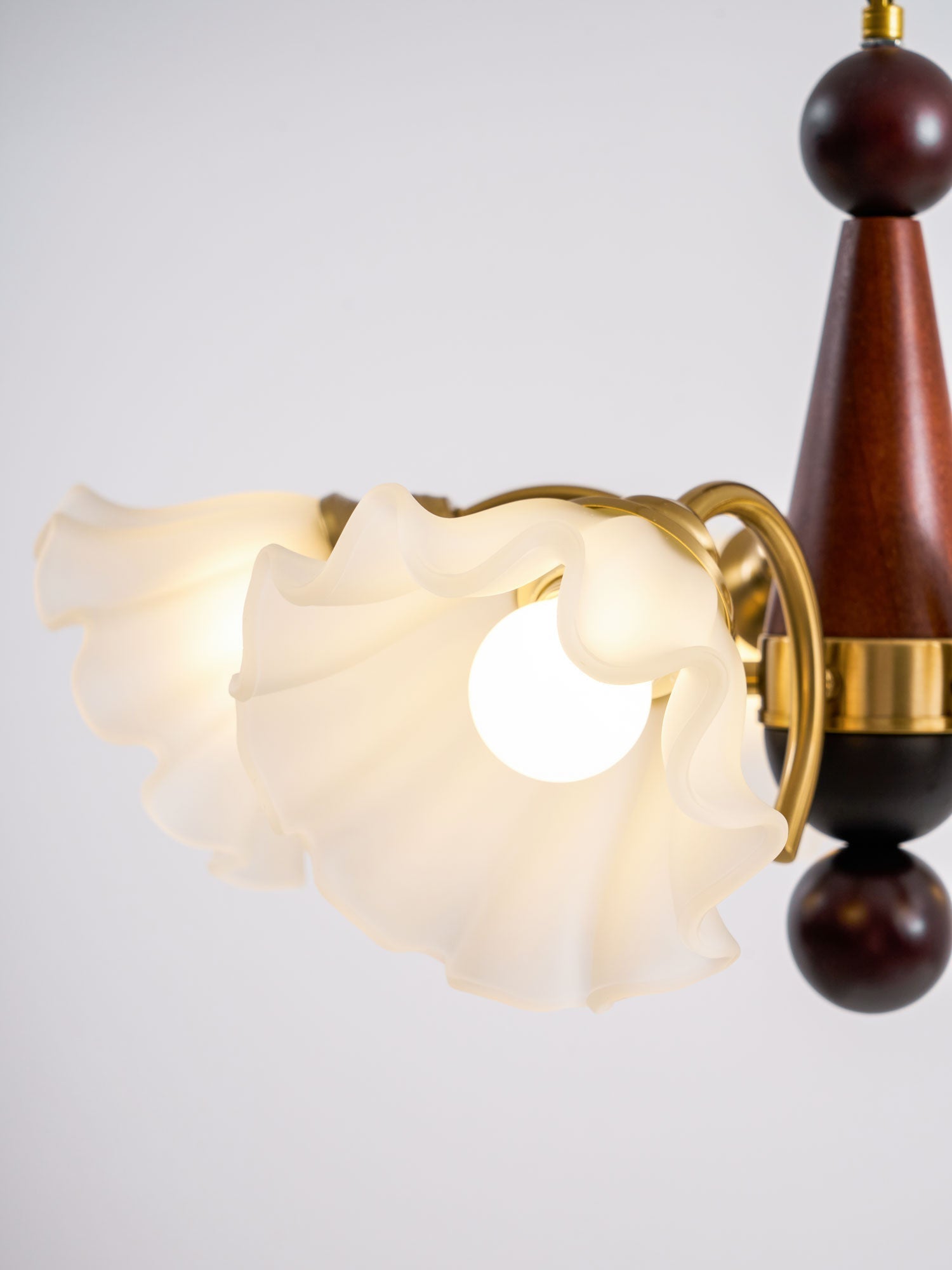 Bloomcrest Chandelier - Lamp Outdoor