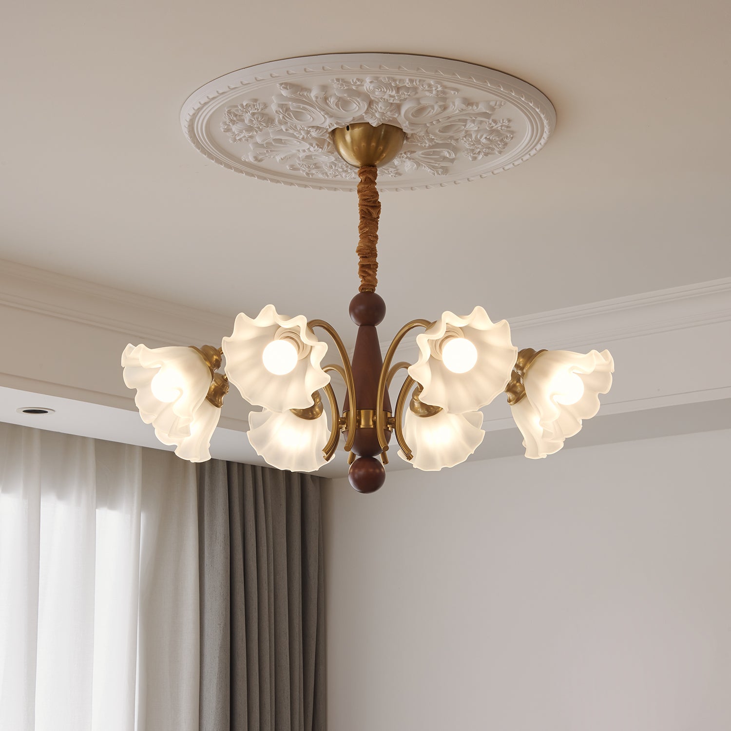Bloomcrest Chandelier - Lamp Outdoor