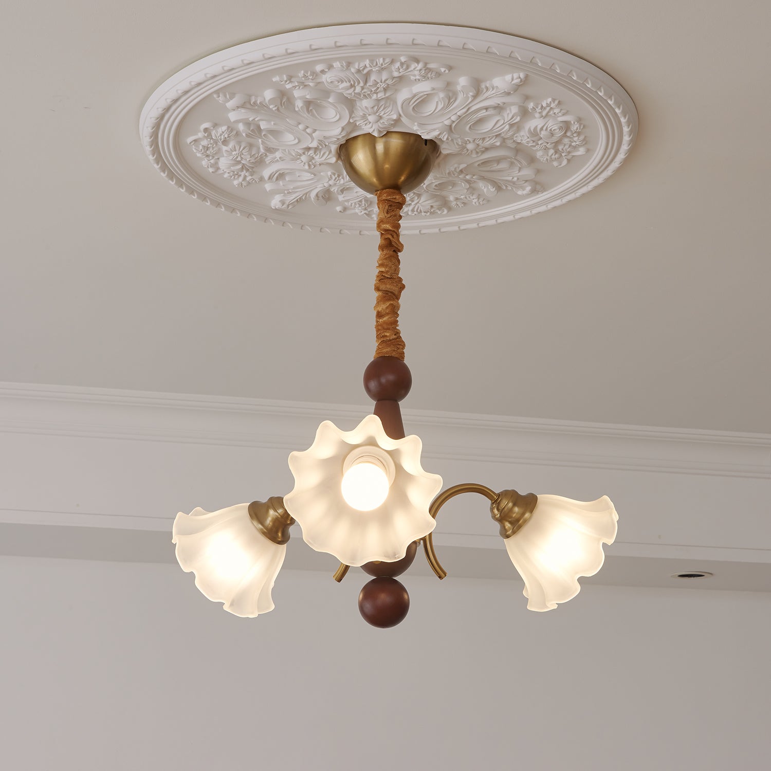 Bloomcrest Chandelier - Lamp Outdoor
