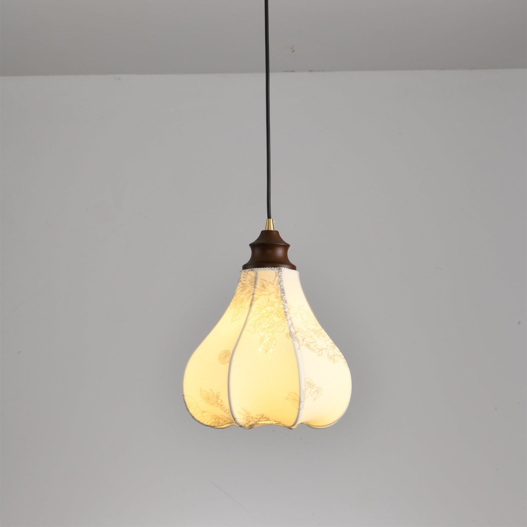 Stella Vintage Metal Pendant Lamp - Lamp Outdoor